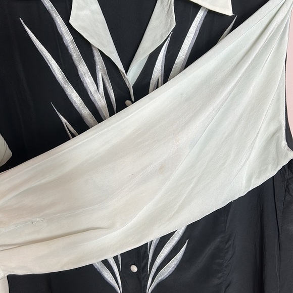 VINTAGE BOB MACKIE SILK WEARABLE ART BLOUSE sage green size M - Picture 8 of 11